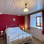 Ferme Renovee, 3 Chambres, Cheminee - Fr-1-582-207 בית נופש Saint-Ilpize