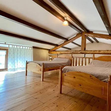 Saint-ilpize, 4 Pièces, 8 Personnes - Fr-1-582-207 * Saint-Ilpize