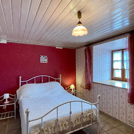 Ferme Renovee, 3 Chambres, Cheminee - Fr-1-582-207 Летний дом Saint-Ilpize