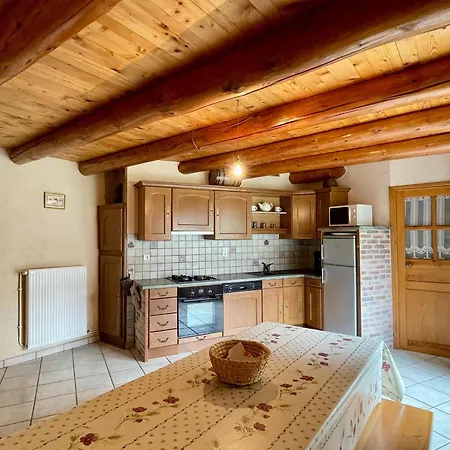 Летний дом Ferme Renovee, 3 Chambres, Cheminee - Fr-1-582-207